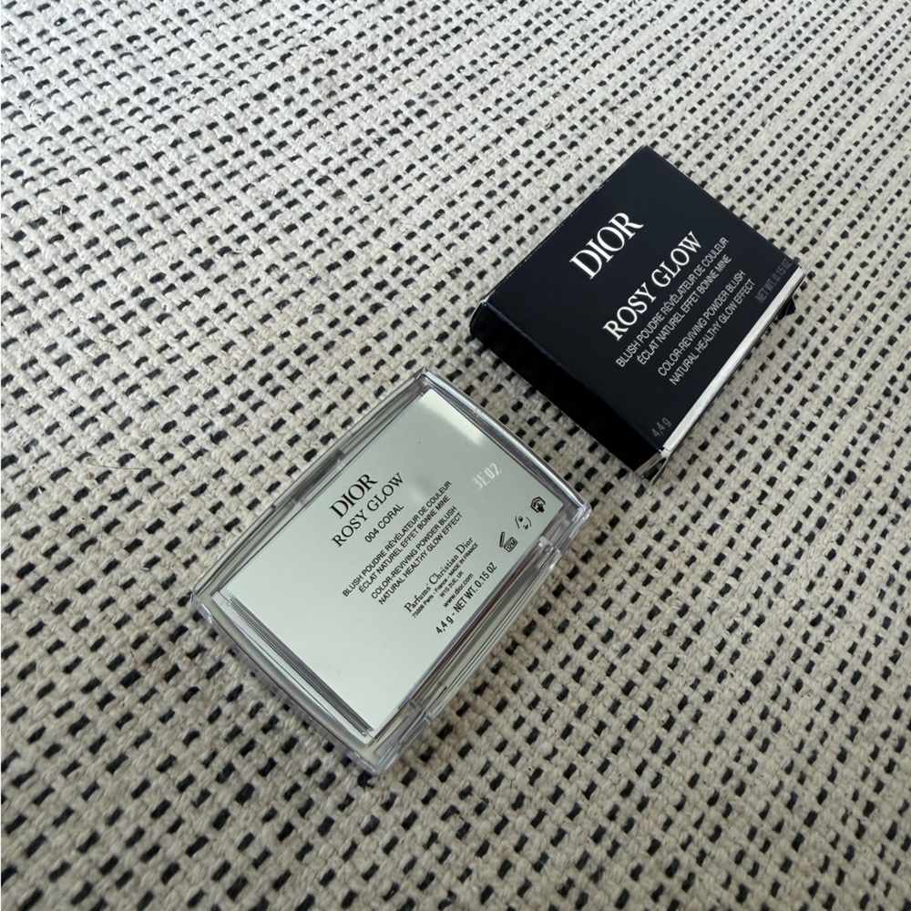Dior Rosy Glow Powder Blush Coral 004 - Picture 6 of 7